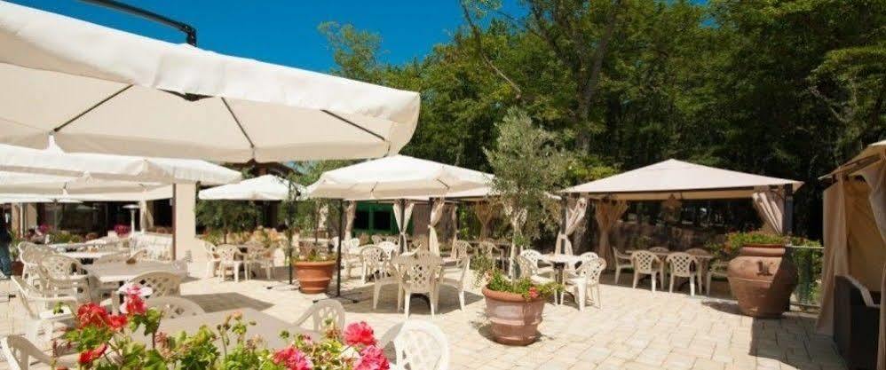Glamping Village Orlando In Chianti Volpaia Luaran gambar